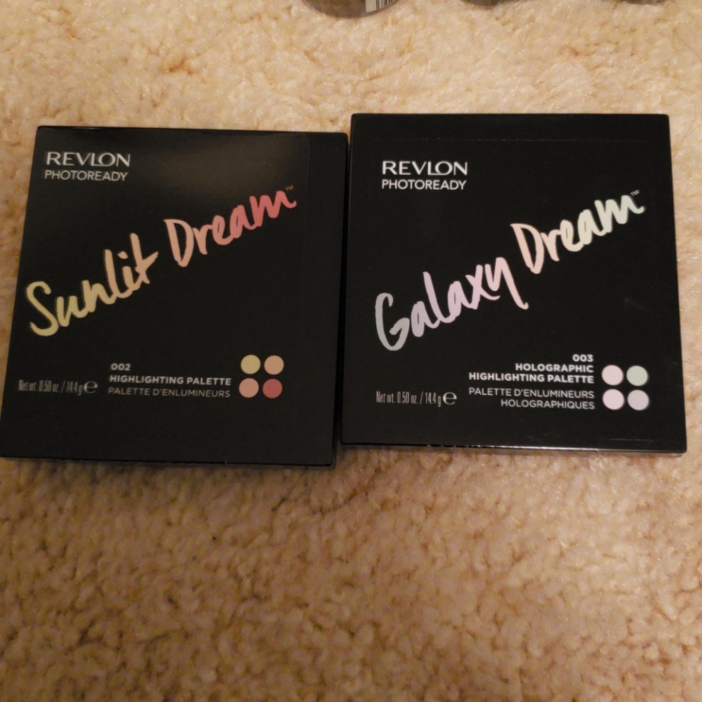 Revlon Makeup Bundle - Picture 4 of 6